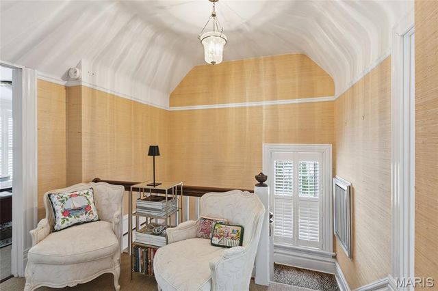 19 Ponca Trail, Kirkwood, MO 63122