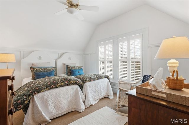 19 Ponca Trail, Kirkwood, MO 63122