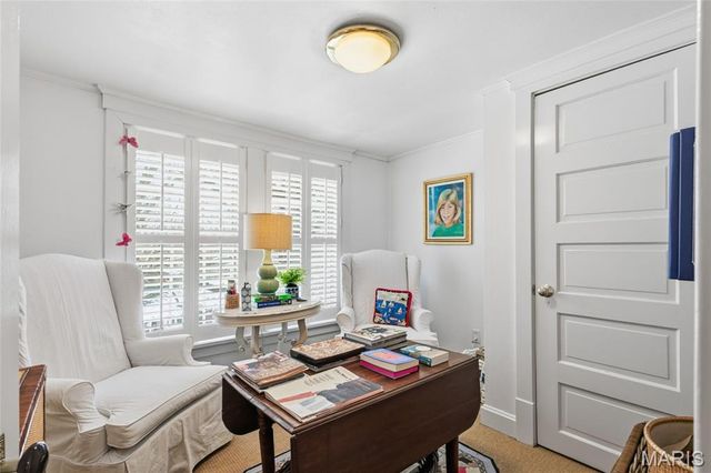 19 Ponca Trail, Kirkwood, MO 63122