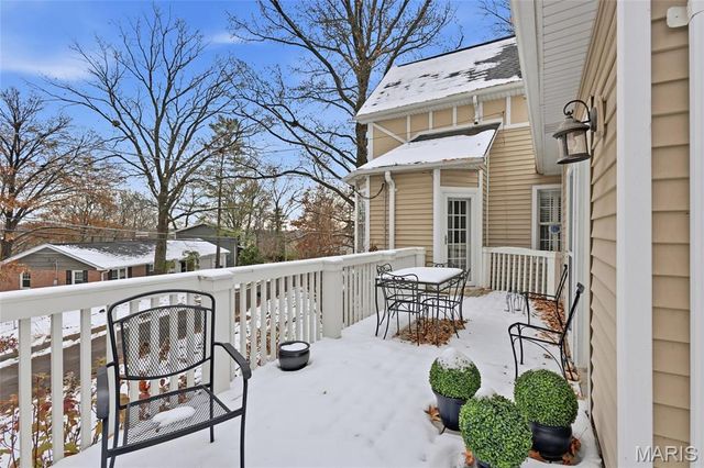 19 Ponca Trail, Kirkwood, MO 63122