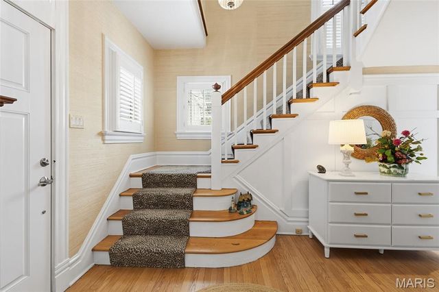 19 Ponca Trail, Kirkwood, MO 63122