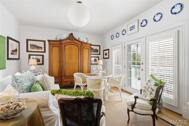 19 Ponca Trail, Kirkwood, MO 63122