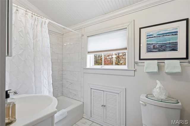 19 Ponca Trail, Kirkwood, MO 63122