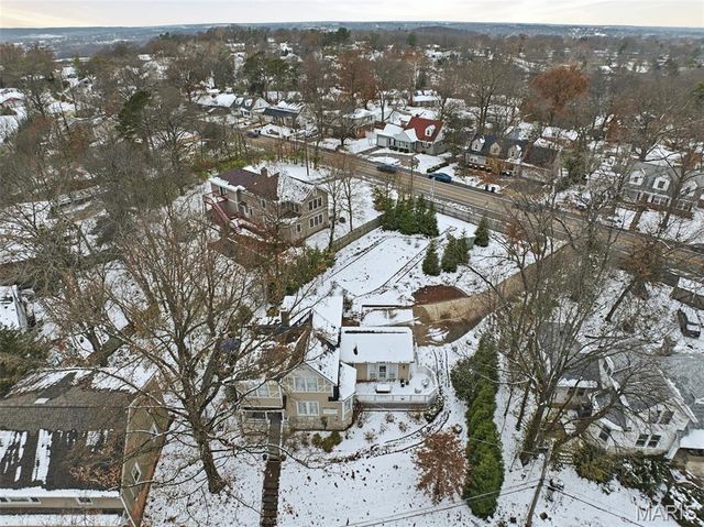 19 Ponca Trail, Kirkwood, MO 63122