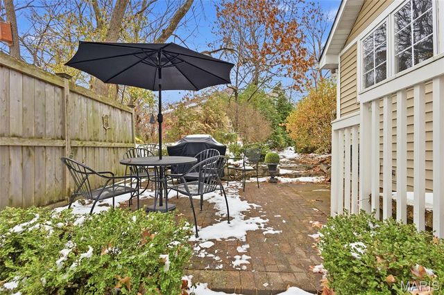 19 Ponca Trail, Kirkwood, MO 63122