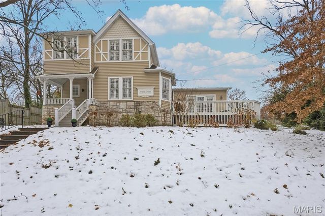 19 Ponca Trail, Kirkwood, MO 63122