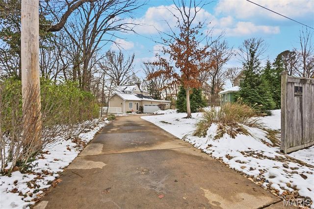 19 Ponca Trail, Kirkwood, MO 63122