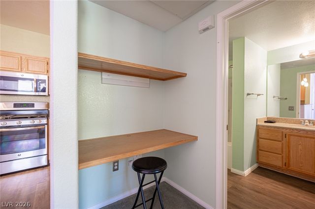 10550 West Alexander Road 2014, Las Vegas, NV 89129