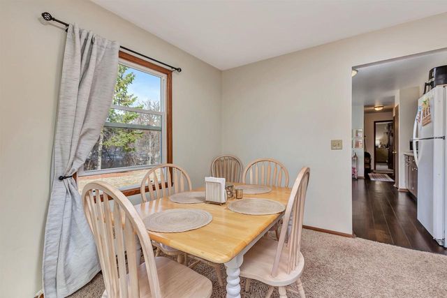 932 VINE AVENUE, Oshkosh, WI 54901