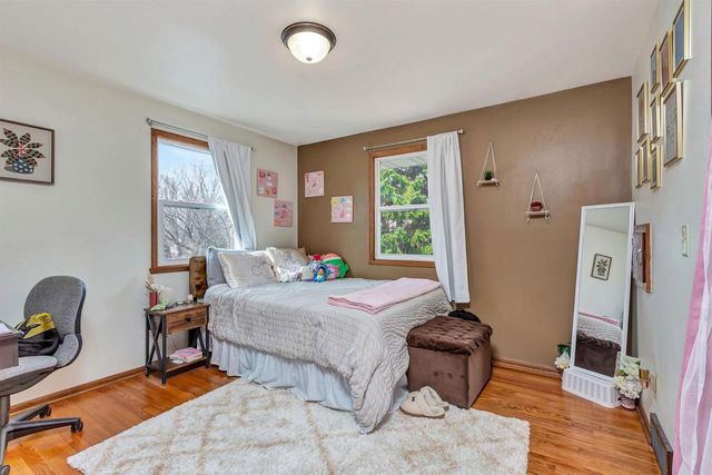 932 VINE AVENUE, Oshkosh, WI 54901