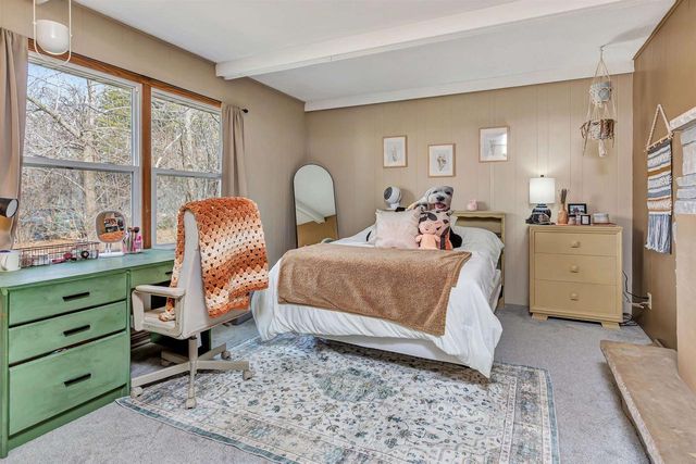 932 VINE AVENUE, Oshkosh, WI 54901