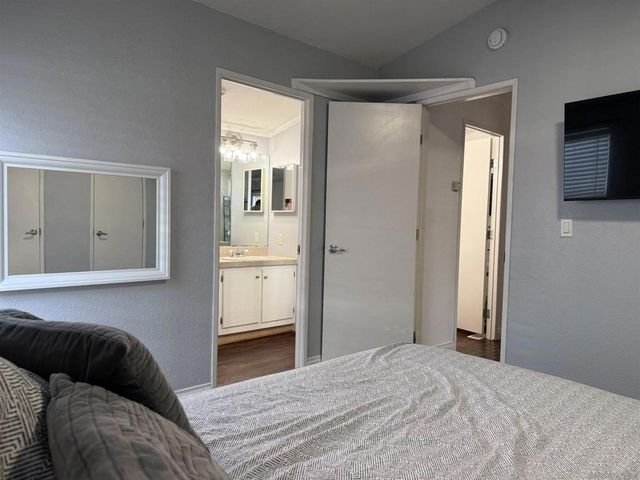 255 E Bradley Avenue 102, El Cajon, CA 92021