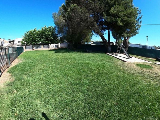 255 E Bradley Avenue 102, El Cajon, CA 92021