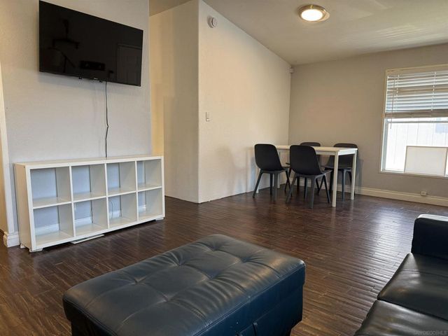 255 E Bradley Avenue 102, El Cajon, CA 92021