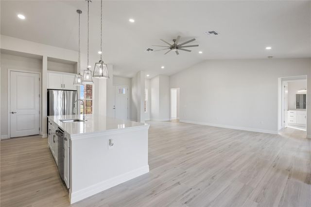 208 SNOWY ORCHID WAY, Lake Alfred, FL 33850