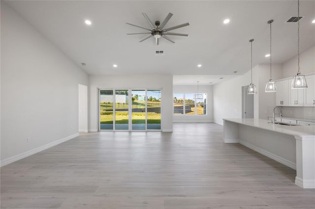 208 SNOWY ORCHID WAY, Lake Alfred, FL 33850