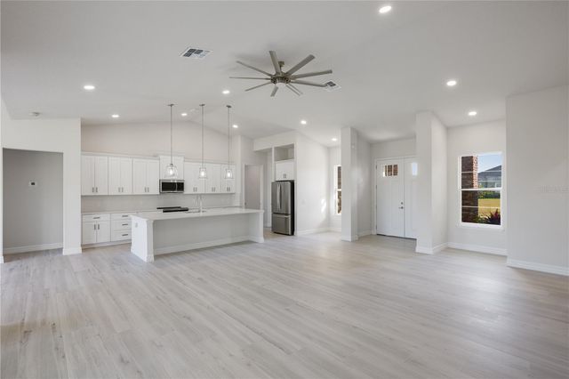 208 SNOWY ORCHID WAY, Lake Alfred, FL 33850