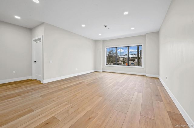 80 Division Street 2G, Patchogue, NY 11772