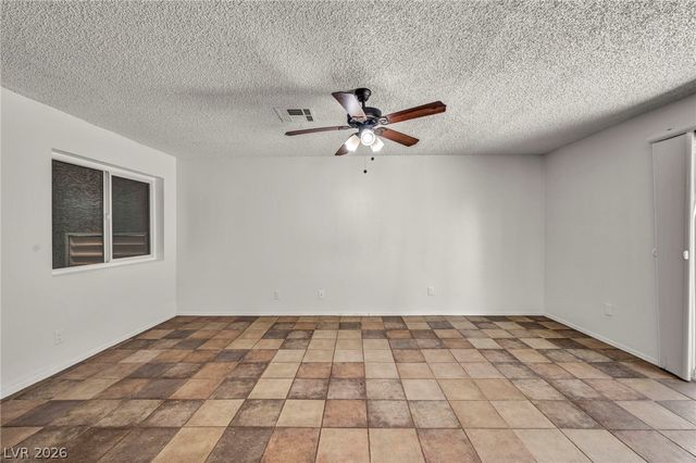 8112 Leger Drive, Las Vegas, NV 89145