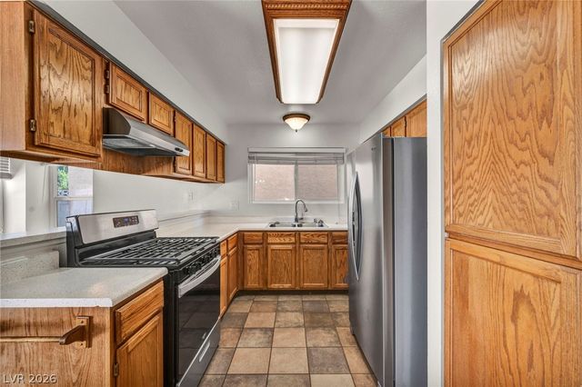 8112 Leger Drive, Las Vegas, NV 89145