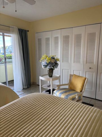 31 Sheffield B, West Palm Beach, FL 33417