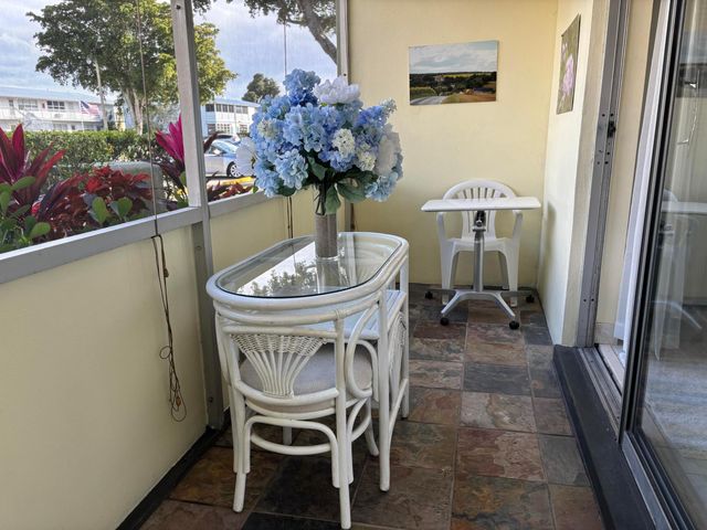 31 Sheffield B, West Palm Beach, FL 33417