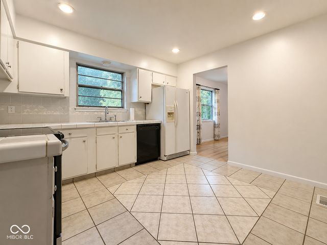 5631 Somers Drive, Indianapolis, IN 46237
