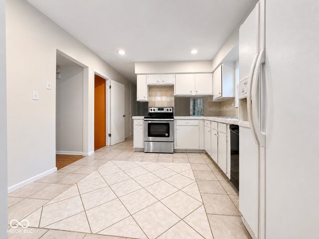 5631 Somers Drive, Indianapolis, IN 46237