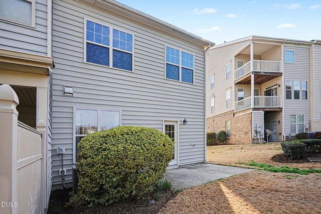 570 Panorama Park Place, Cary, NC 27519