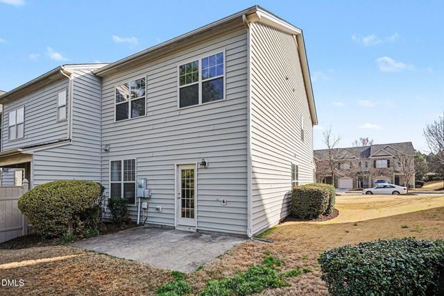 570 Panorama Park Place, Cary, NC 27519