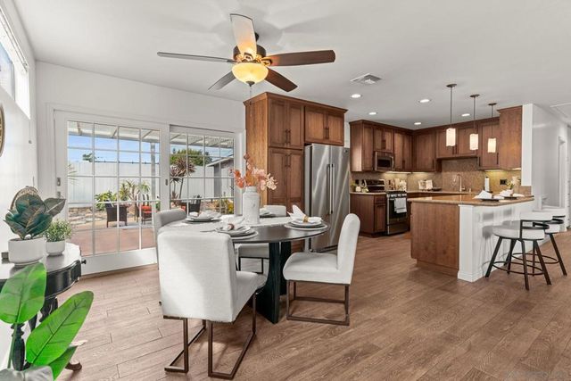 1426 Morenci St, San Diego, CA 92110