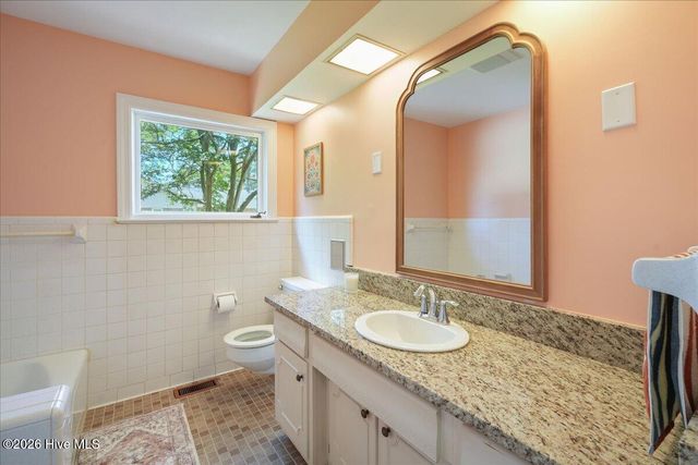 704 E Forest Hill Drive, Goldsboro, NC 27534