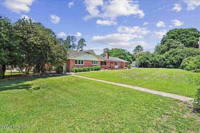 704 E Forest Hill Drive, Goldsboro, NC 27534