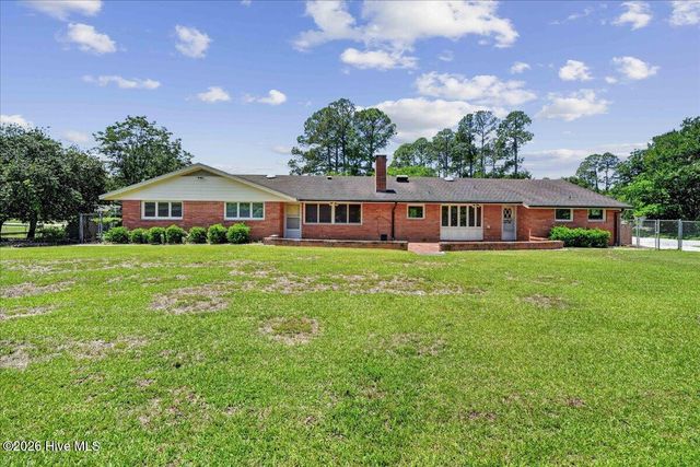 704 E Forest Hill Drive, Goldsboro, NC 27534