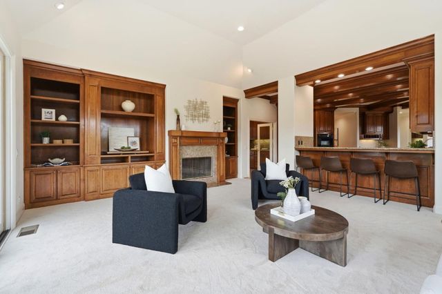 899 Vista Del Roble Place, San Jose, CA 95120