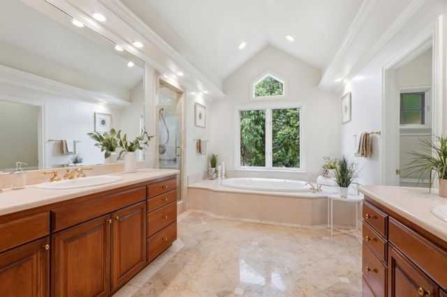 899 Vista Del Roble Place, San Jose, CA 95120