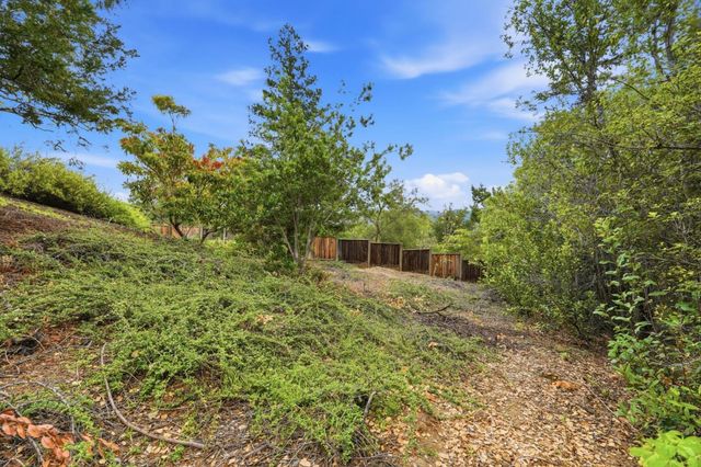 899 Vista Del Roble Place, San Jose, CA 95120
