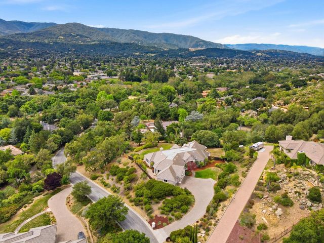 899 Vista Del Roble Place, San Jose, CA 95120