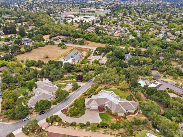 899 Vista Del Roble Place, San Jose, CA 95120
