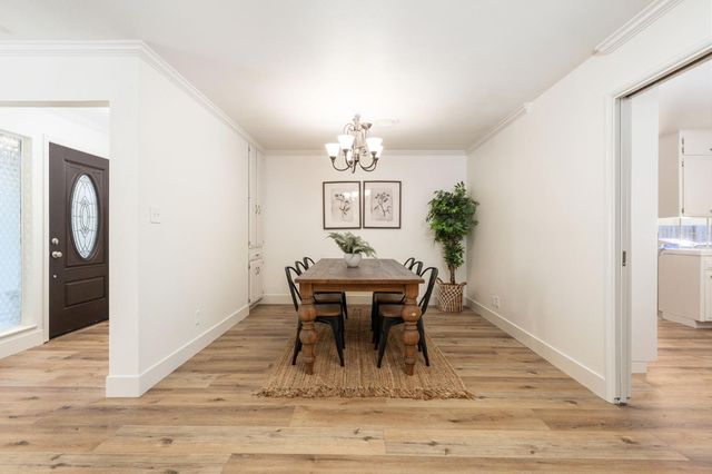 1711 E Stuart Avenue, Fresno, CA 93710