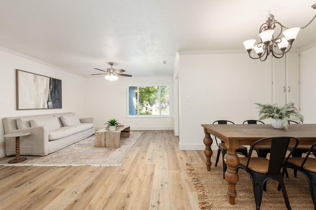 1711 E Stuart Avenue, Fresno, CA 93710