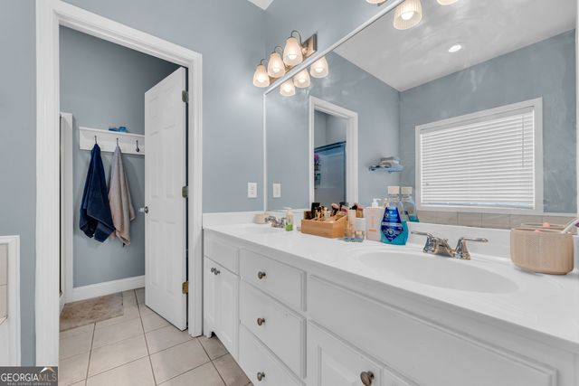 55 Smith Street, Royston, GA 30662