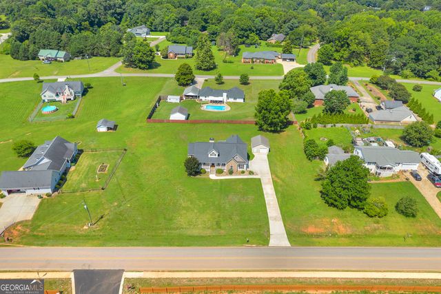 55 Smith Street, Royston, GA 30662