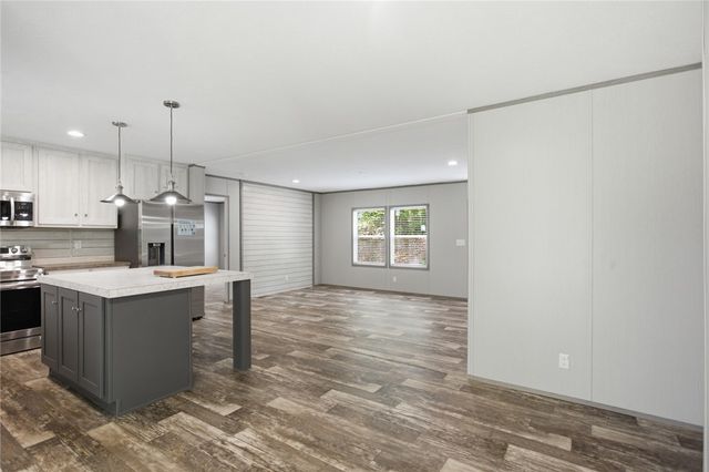 825 Trailwinds Drive, Westminster, SC 29693