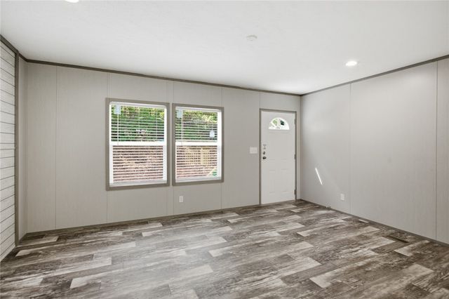 825 Trailwinds Drive, Westminster, SC 29693