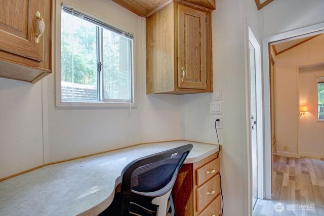 92 Riverside Drive, Deming, WA 98244