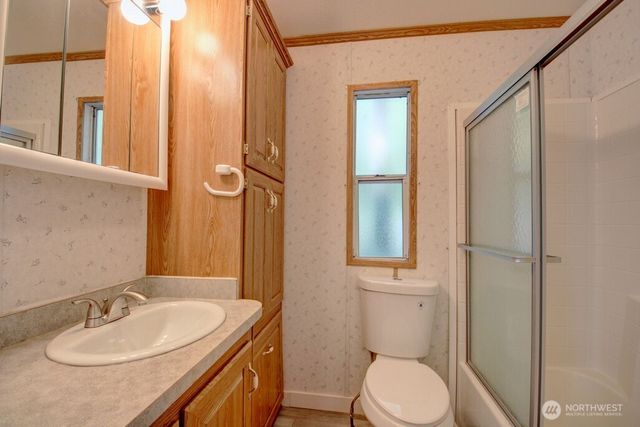 92 Riverside Drive, Deming, WA 98244