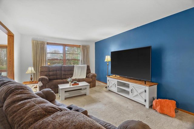 1114 N Osborne Avenue, Janesville, WI 53548