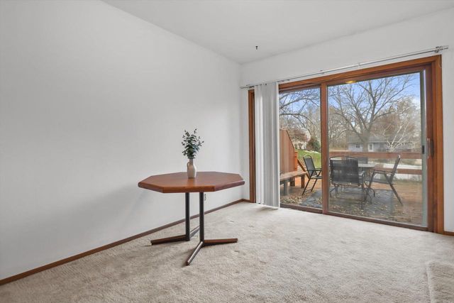 1114 N Osborne Avenue, Janesville, WI 53548