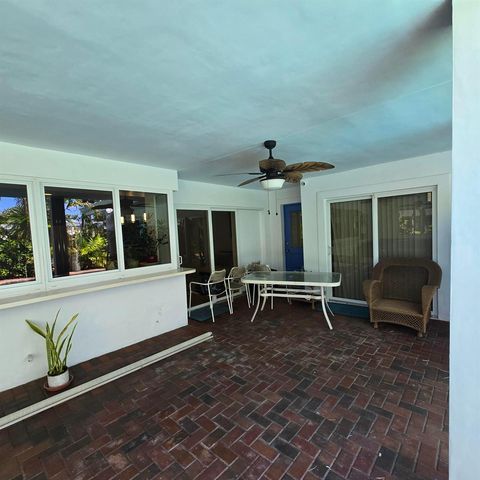 2120 N 49TH Avenue, Hollywood, FL 33021